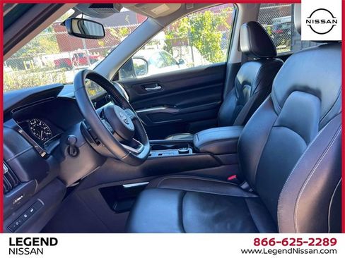 Certified 2022 Nissan Pathfinder SL image 15
