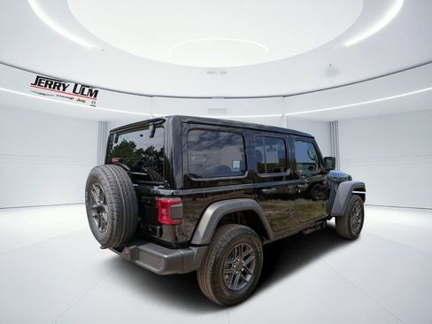 New 2026 Jeep Wrangler Unlimited Sport AWD/4WD image 3