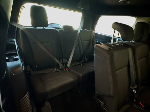 Used 2020 Ford Expedition XLT image 27