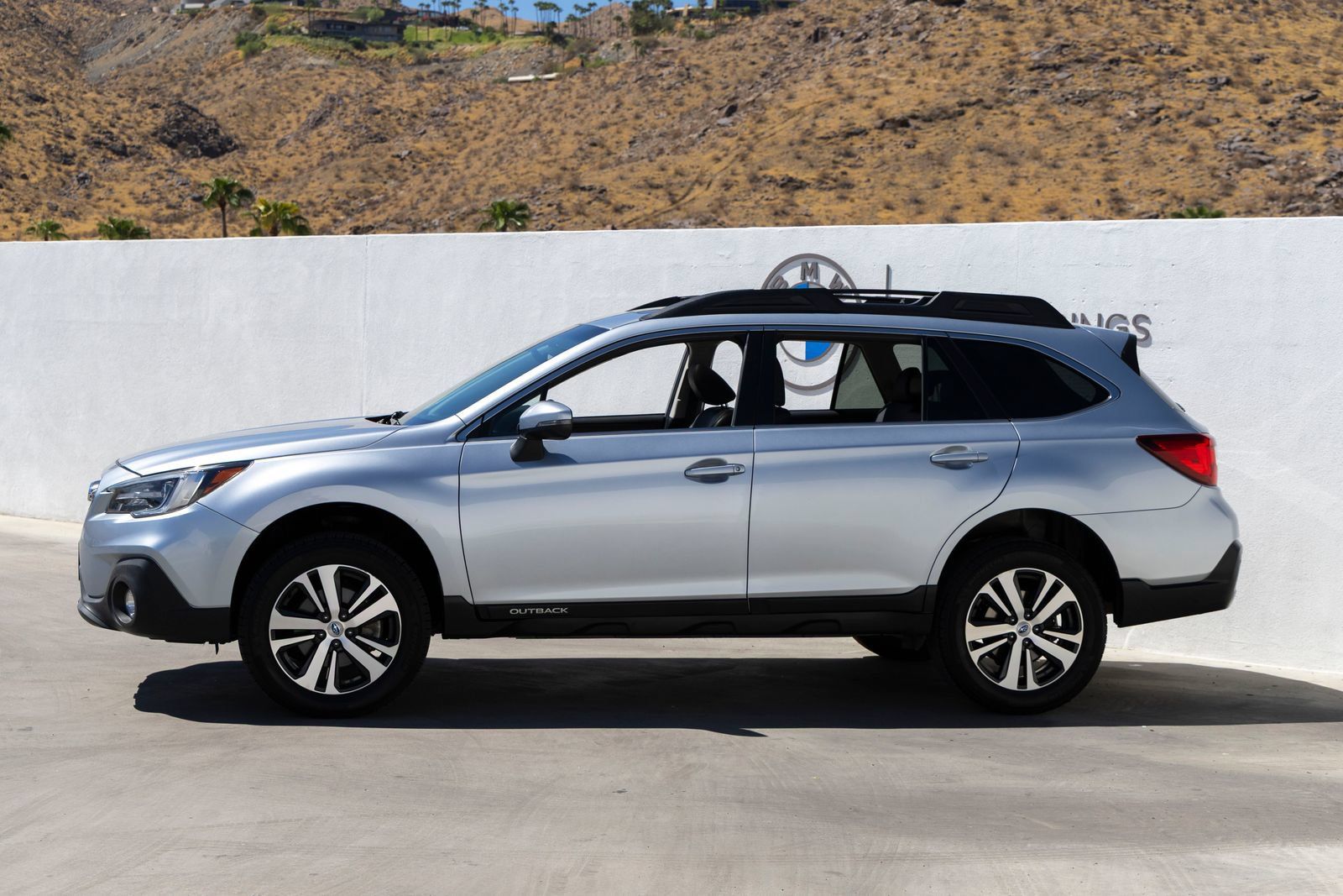 Used 2019 Subaru Outback 3.6R Limited AWD/4WD image 3
