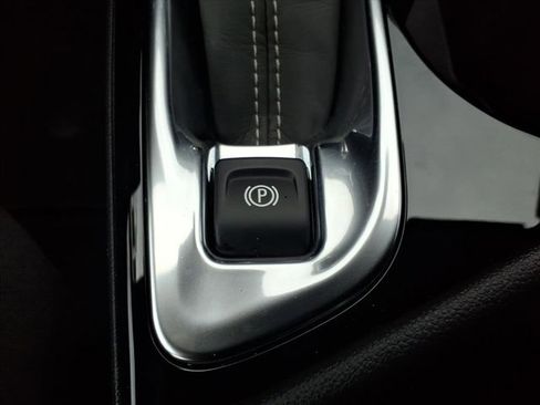 Used 2023 Buick Encore GX Select image 19