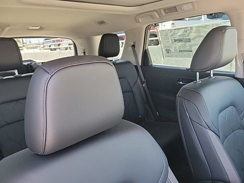 New 2026 Nissan Pathfinder Platinum w/ Cargo Package AWD/4WD image 49