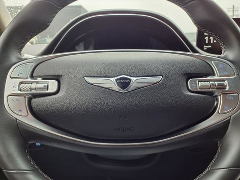 Used 2025 Genesis GV70 2.5T image 45