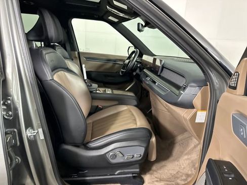 Used 2024 Kia EV9 GT-Line image 28