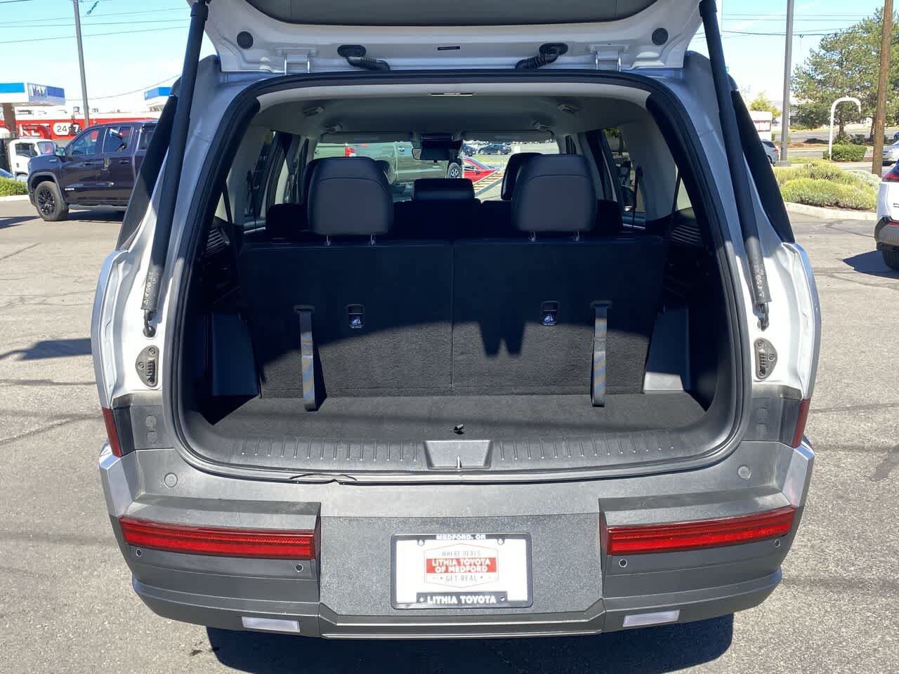 Used 2025 Hyundai Santa Fe SEL AWD/4WD image 23