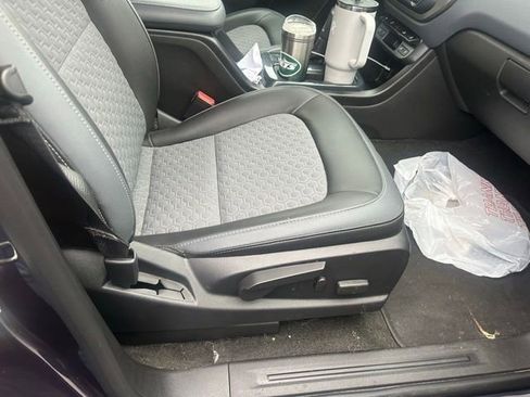 Used 2018 Chevrolet Colorado Z71 w/ Centennial Edition image 21