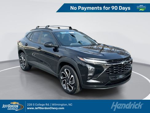 Certified 2026 Chevrolet Trax RS w/ Sunroof Package image 1