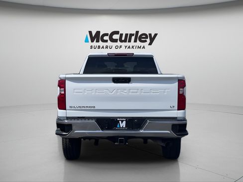 Used 2025 Chevrolet Silverado 2500 LT w/ Convenience Package AWD/4WD image 5