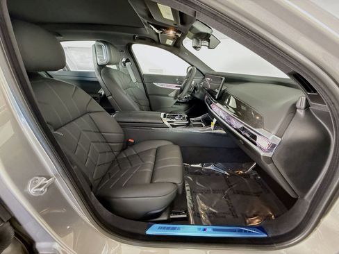 New 2026 BMW 760i xDrive 760i xDrive image 30