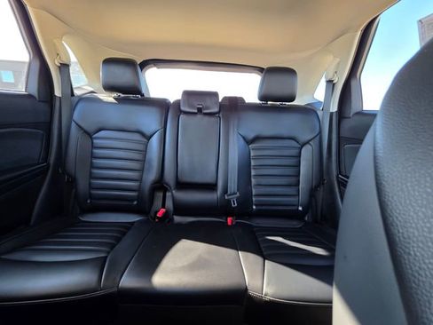 Used 2024 Ford Edge SEL w/ Convenience Package image 34