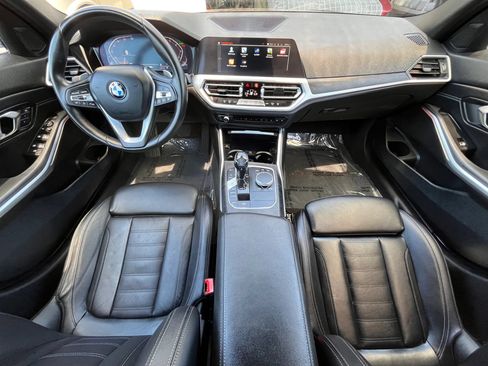 Used 2020 BMW 330i Sedan w/ Convenience Package RWD image 18