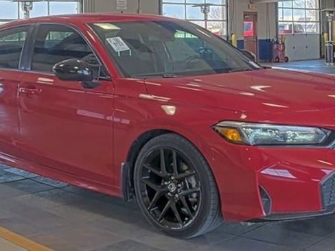 Used 2025 Honda Civic Sport image 3