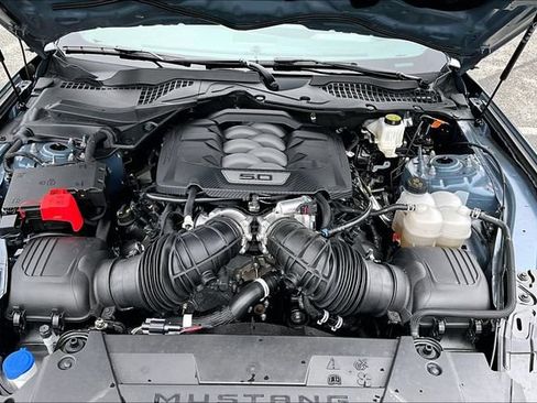 Used 2025 Ford Mustang GT Premium RWD image 30