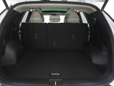 Certified 2025 Hyundai Tucson SEL AWD/4WD image 9