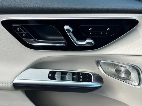 New 2027 Mercedes-Benz GLC 300 4MATIC image 35