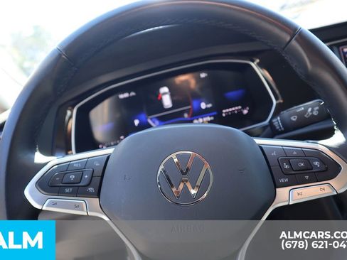 Used 2024 Volkswagen Jetta SE image 28