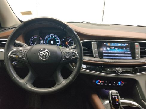 Used 2019 Buick Enclave Avenir w/ Avenir Technology Package image 22