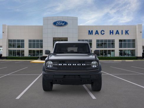 New 2025 Ford Bronco 4-Door image 6