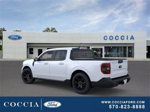 New 2025 Ford Maverick Lariat w/ Black Appearance Package image 4