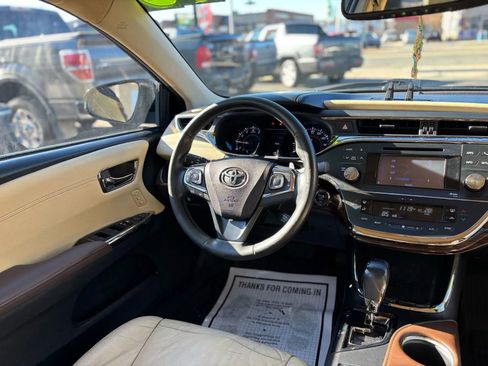 Used 2014 Toyota Avalon XLE Touring image 19