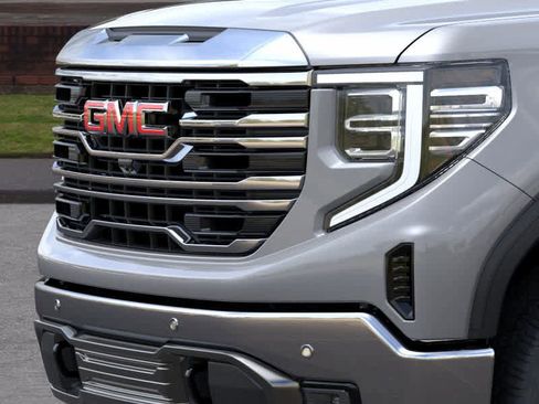 New 2026 GMC Sierra 1500 SLT image 13