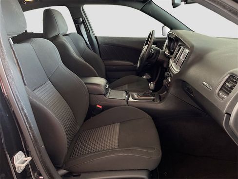 Used 2021 Dodge Charger R/T w/ Performance Handling Group image 27