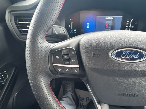 Certified 2023 Ford Escape ST-Line w/ Tech Pack #1 AWD/4WD image 29