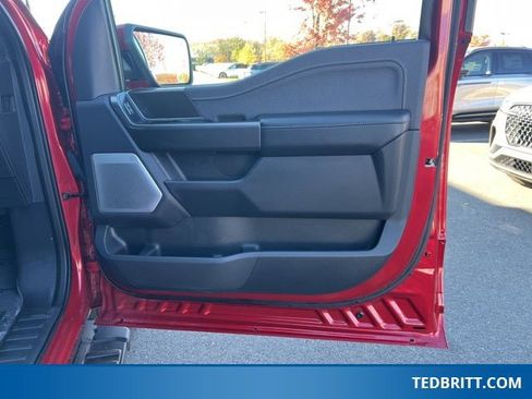 Certified 2022 Ford F150 Lariat w/ Equipment Group 502A High image 25