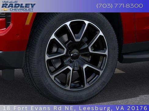 New 2026 Chevrolet Suburban RST image 11