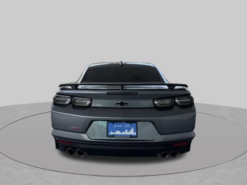 Used 2019 Chevrolet Camaro SS RWD image 8
