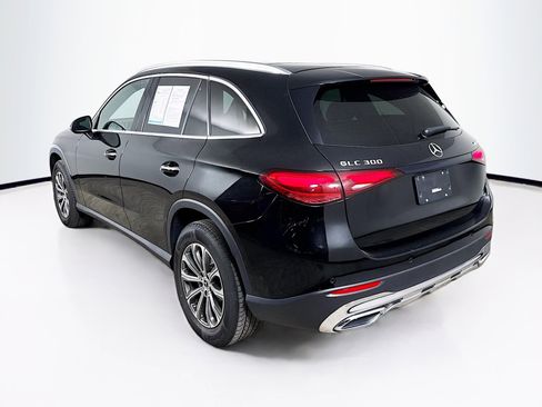 Used 2024 Mercedes-Benz GLC 300 4MATIC image 29