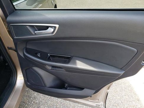 Certified 2020 Ford Edge SEL w/ Convenience Package image 19