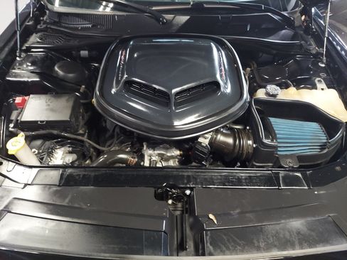 Used 2020 Dodge Challenger R/T Scat Pack w/ Shaker Package RWD image 31