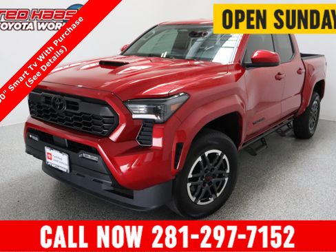 Certified 2025 Toyota Tacoma TRD Sport RWD image 1