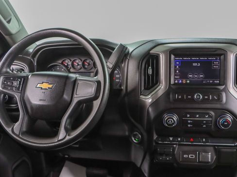 Used 2025 Chevrolet Silverado 3500 W/T w/ WT Convenience Package AWD/4WD image 17