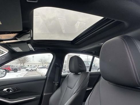 Certified 2025 BMW 330i xDrive Sedan w/ Premium Package image 27