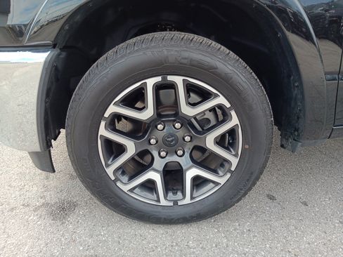 Used 2025 RAM 1500 Laramie image 7