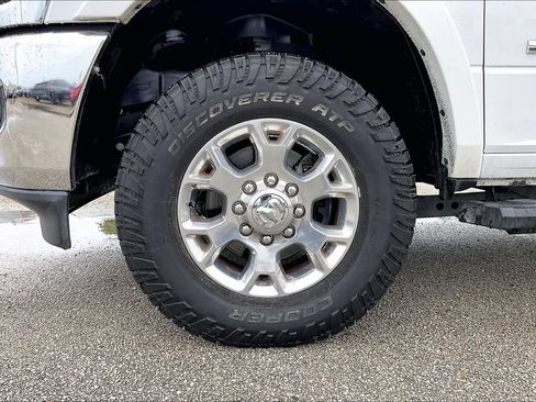 Used 2022 RAM 2500 Laramie AWD/4WD image 35