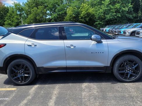 Used 2024 Chevrolet Blazer RS w/ Enhanced Convenience Package FWD image 7