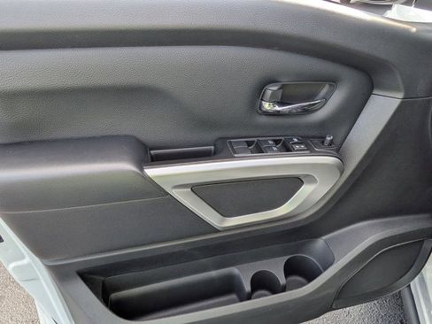 Certified 2024 Nissan Titan SV w/ Accessory Utility Package image 12