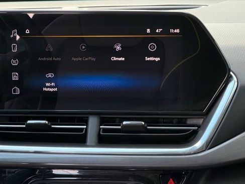 Used 2024 Chevrolet Trax ACTIV image 16