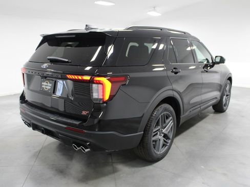 New 2026 Ford Explorer ST w/ Sun And Sound Package AWD/4WD image 8