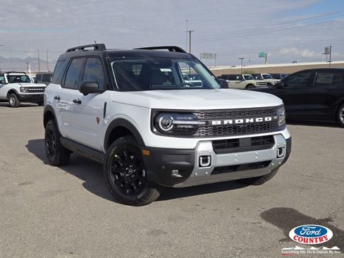New 2025 Ford Bronco Sport Badlands w/ Badlands Tech Package AWD/4WD image 1