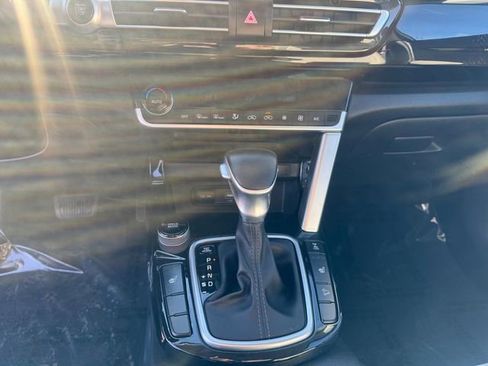 Used 2021 Kia Seltos EX image 15