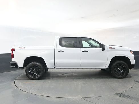New 2026 Chevrolet Silverado 1500 Custom Trail Boss AWD/4WD image 6