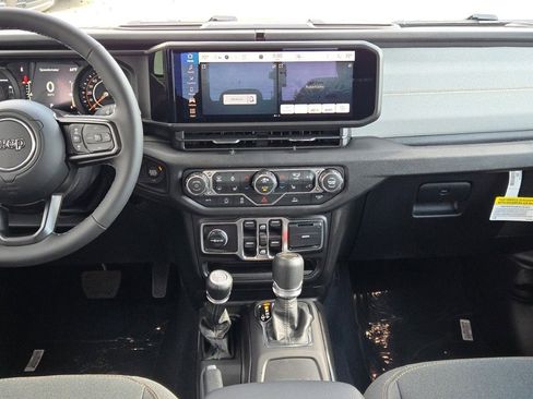 New 2026 Jeep Gladiator Sport image 21