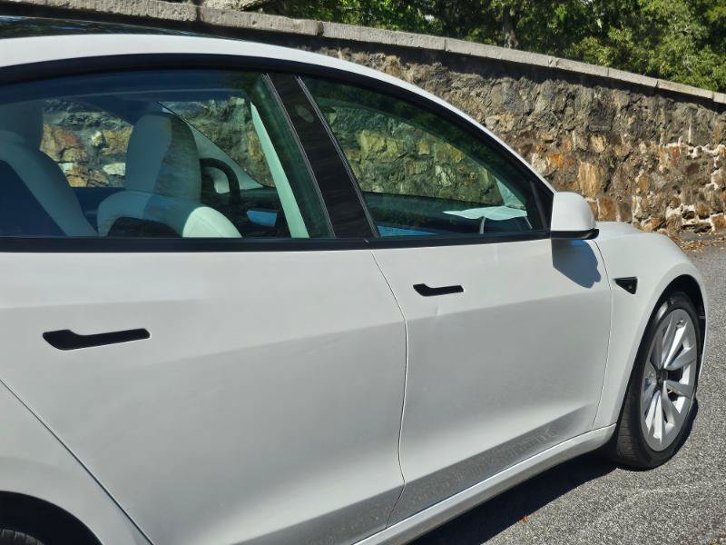 Used 2022 Tesla Model 3 RWD image 21