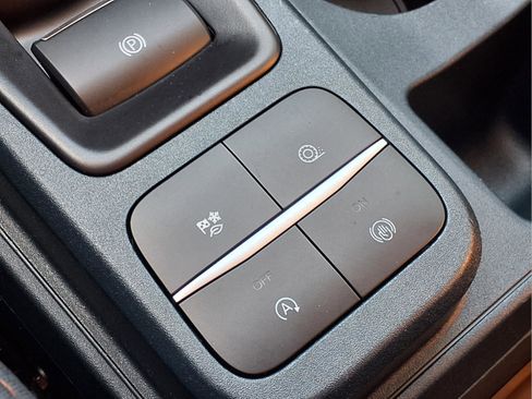 Used 2024 Ford Maverick Lariat w/ 4K Tow Package image 17