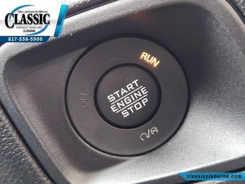 Used 2025 Jeep Gladiator Sport AWD/4WD image 23