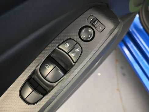 Used 2025 Nissan Altima 2.5 SV FWD image 29